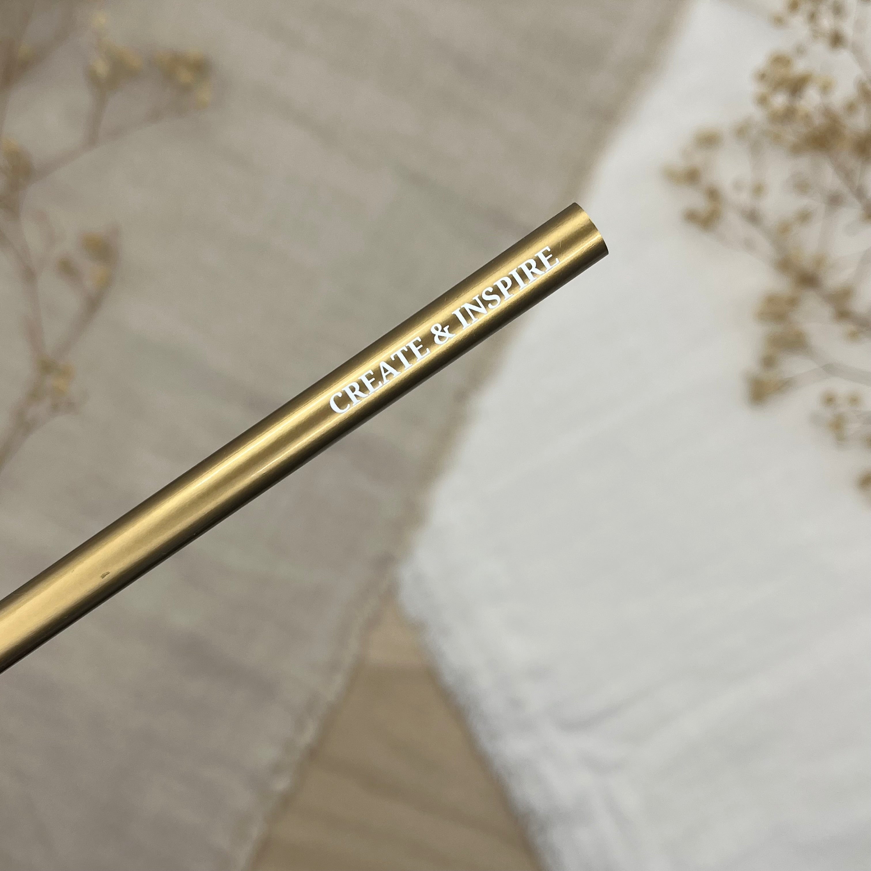 Bleistift mit Aufdruck "Create & Inspire"