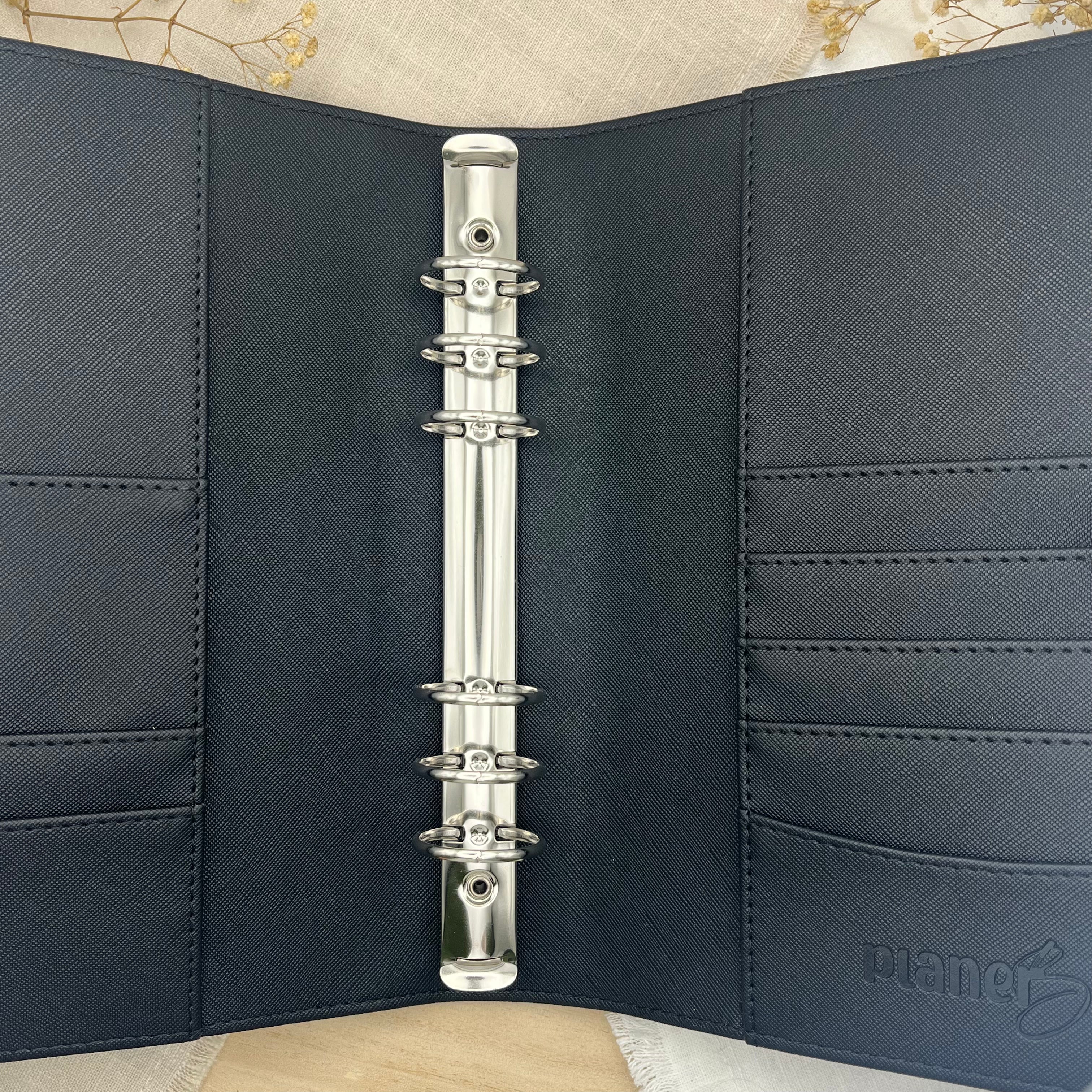 A5 Premium Binder - Saffiano Schwarz