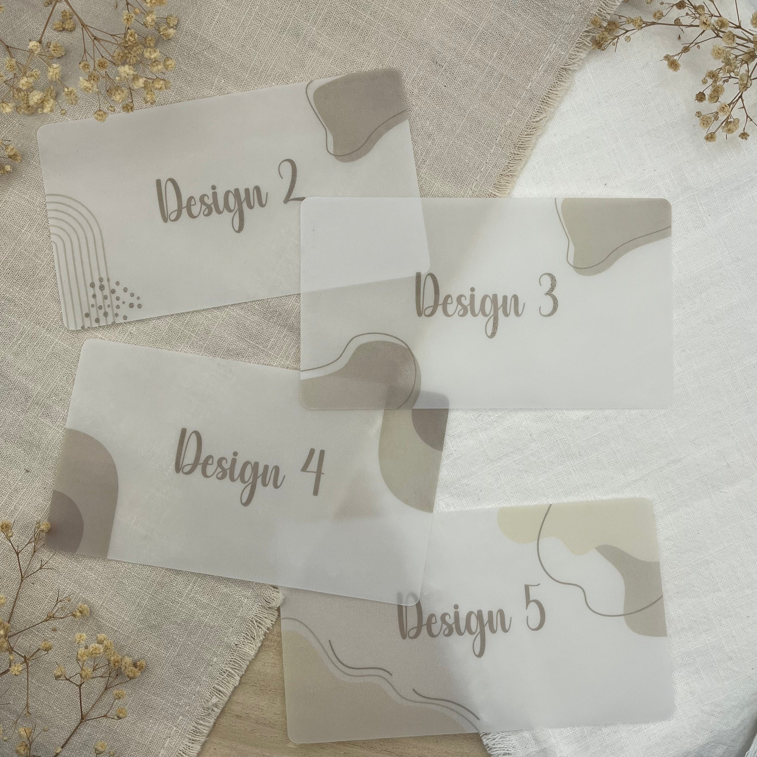 Transparente Dashboards mit Wunschaufschrift (laminiert)