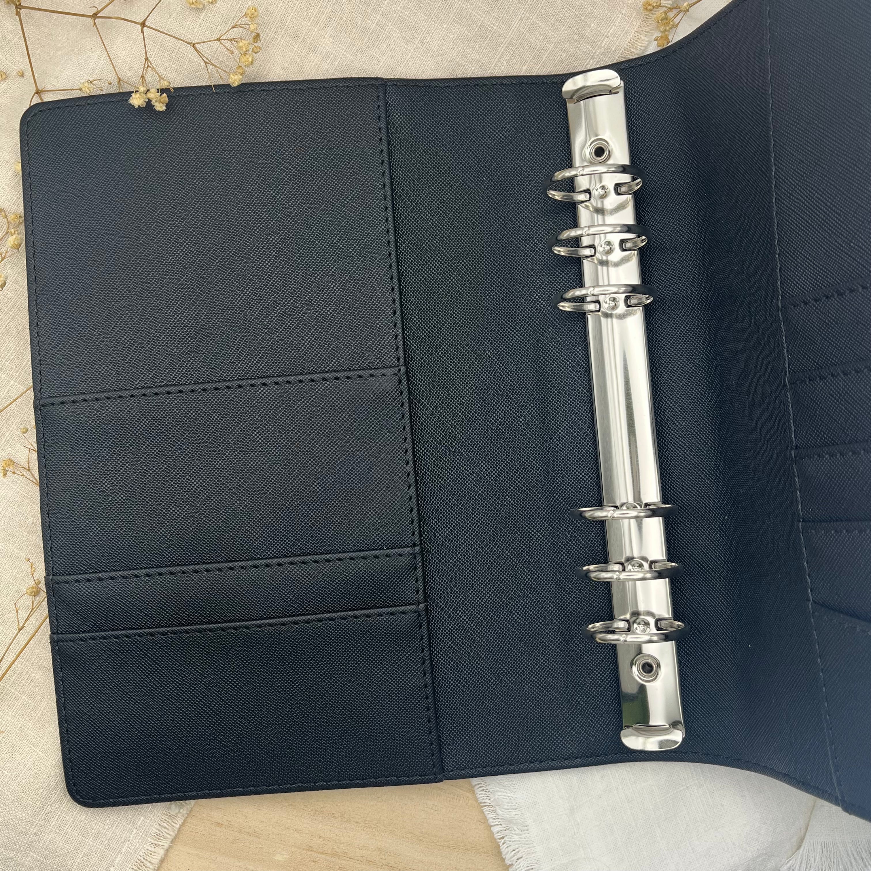 A5 Premium Binder - Saffiano Schwarz